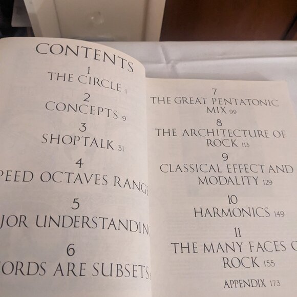 Heavy Guitar Bible Volume II - Picture 3 of 4